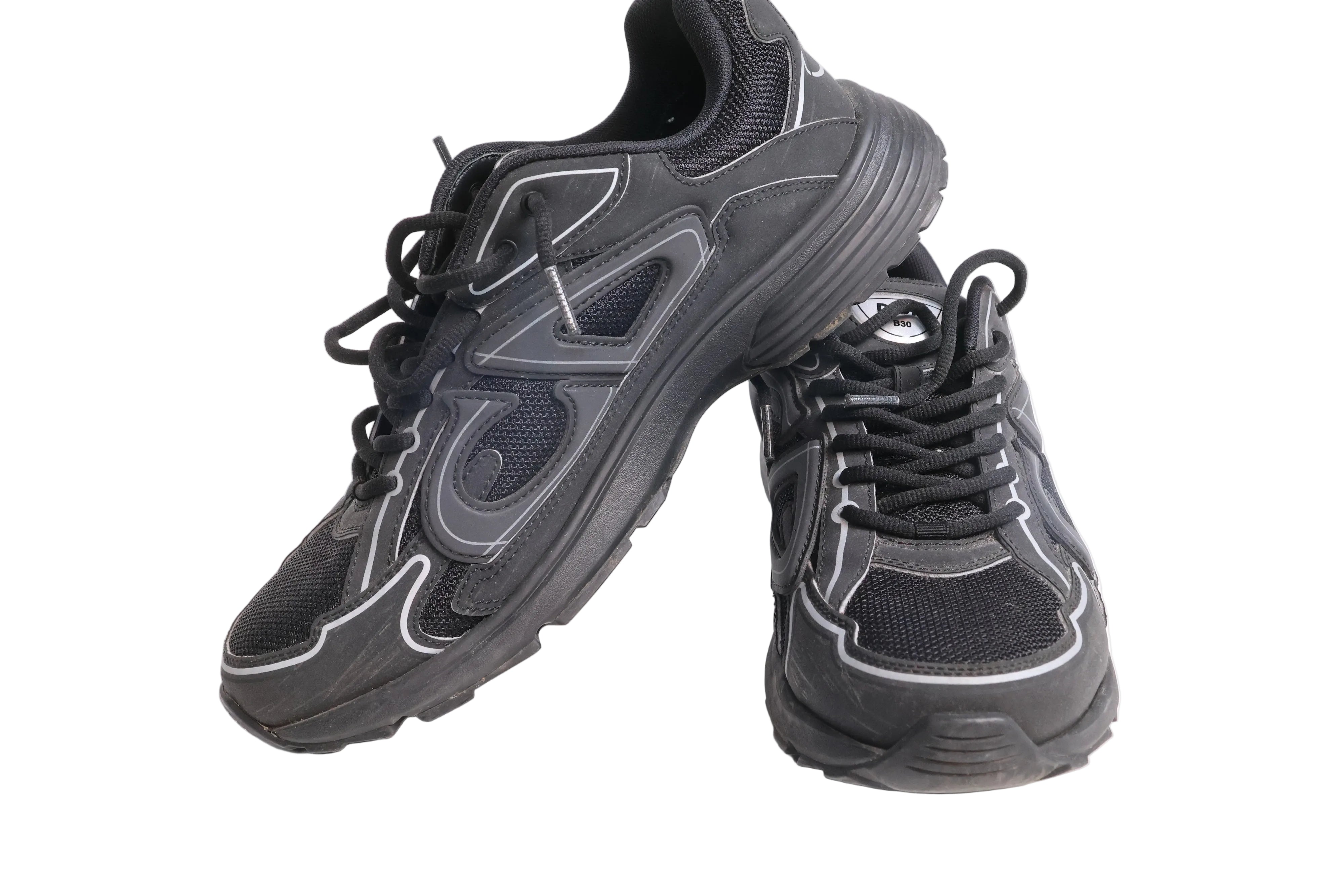 Wahid Faghir – Dior B30 Countdown Sneaker / 45
