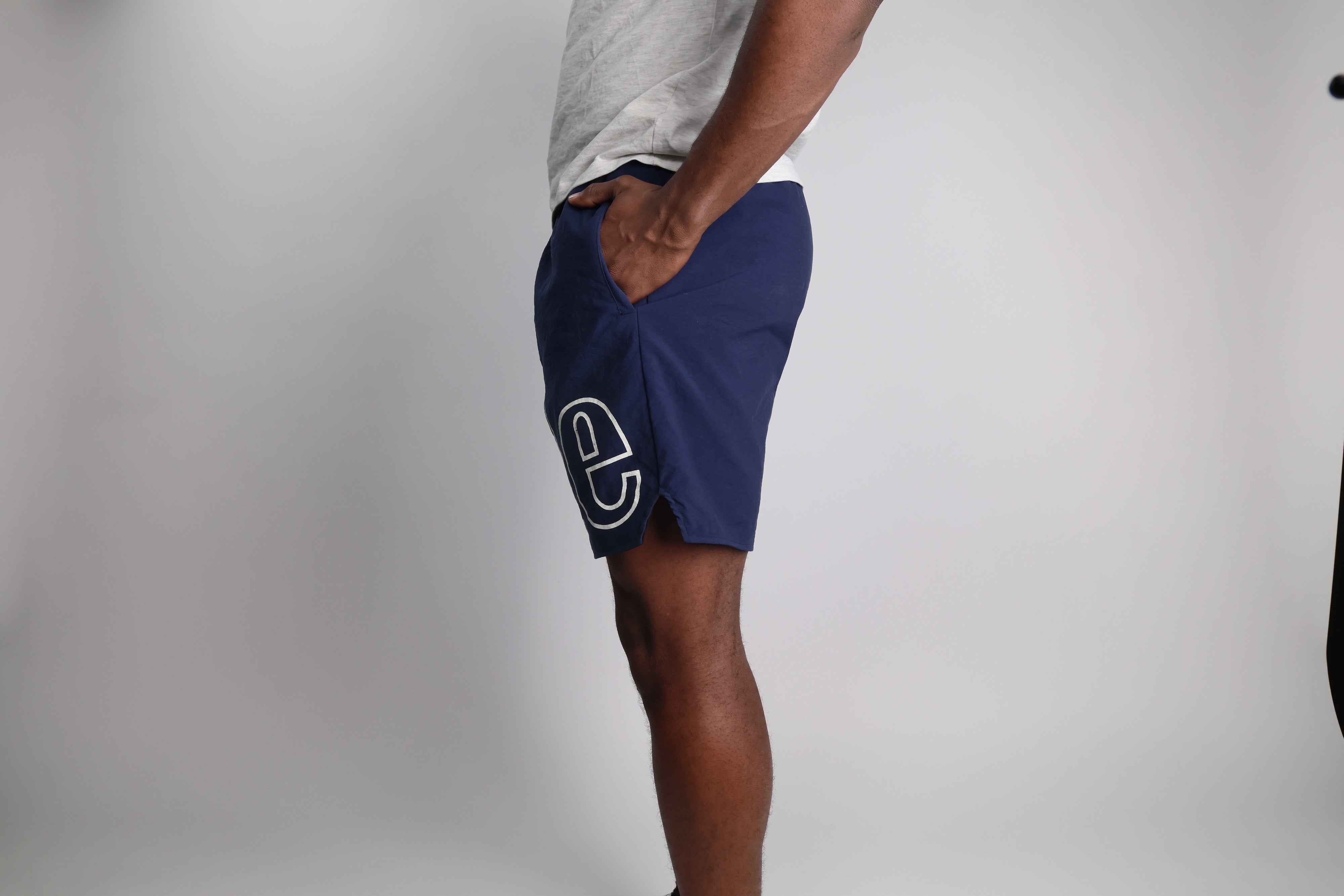 Eric Kahl – Rhude Logo Shorts / M