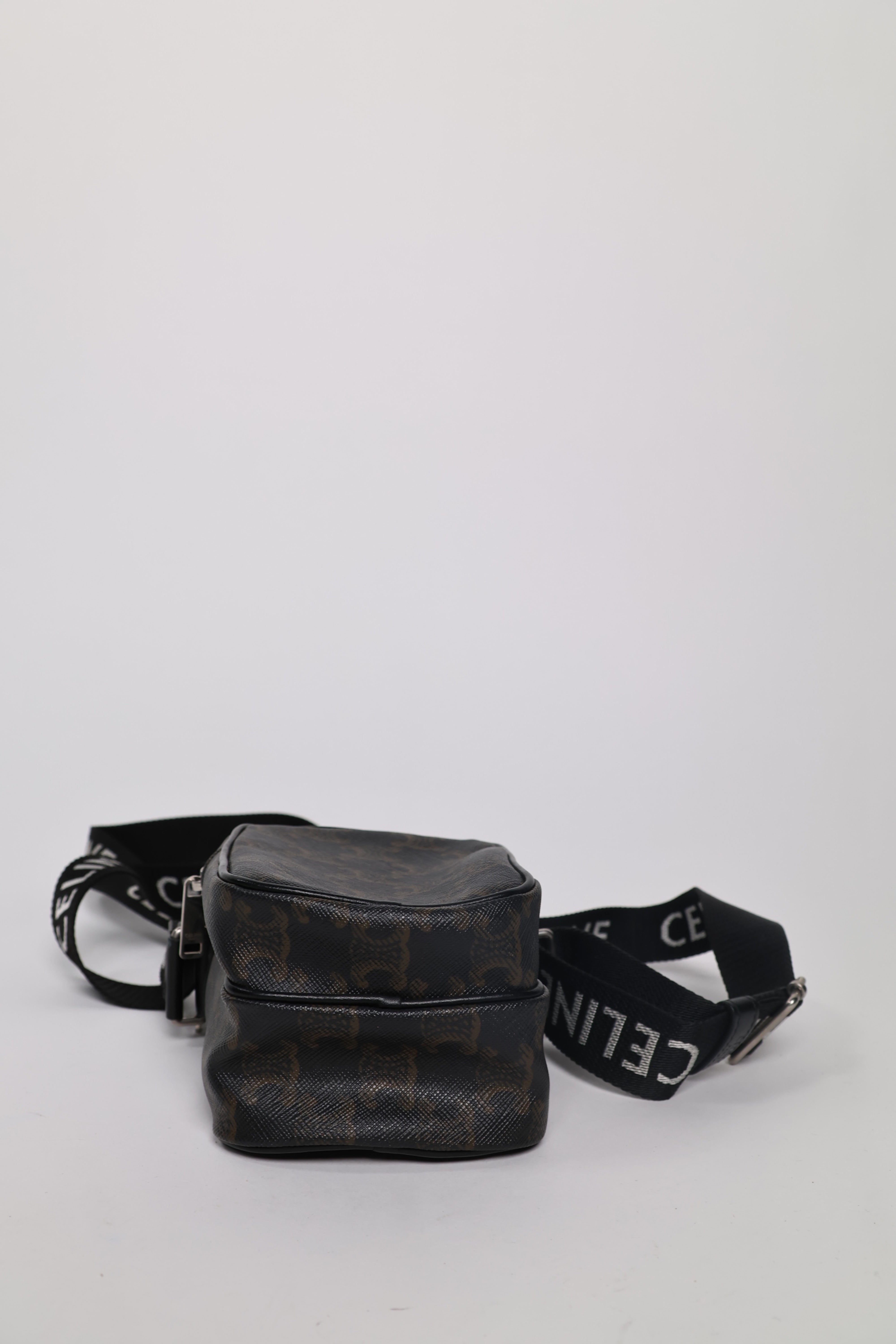 Emiliano Marcondes – Celine Triomphe Canvas Crossbody Bag / Onesize