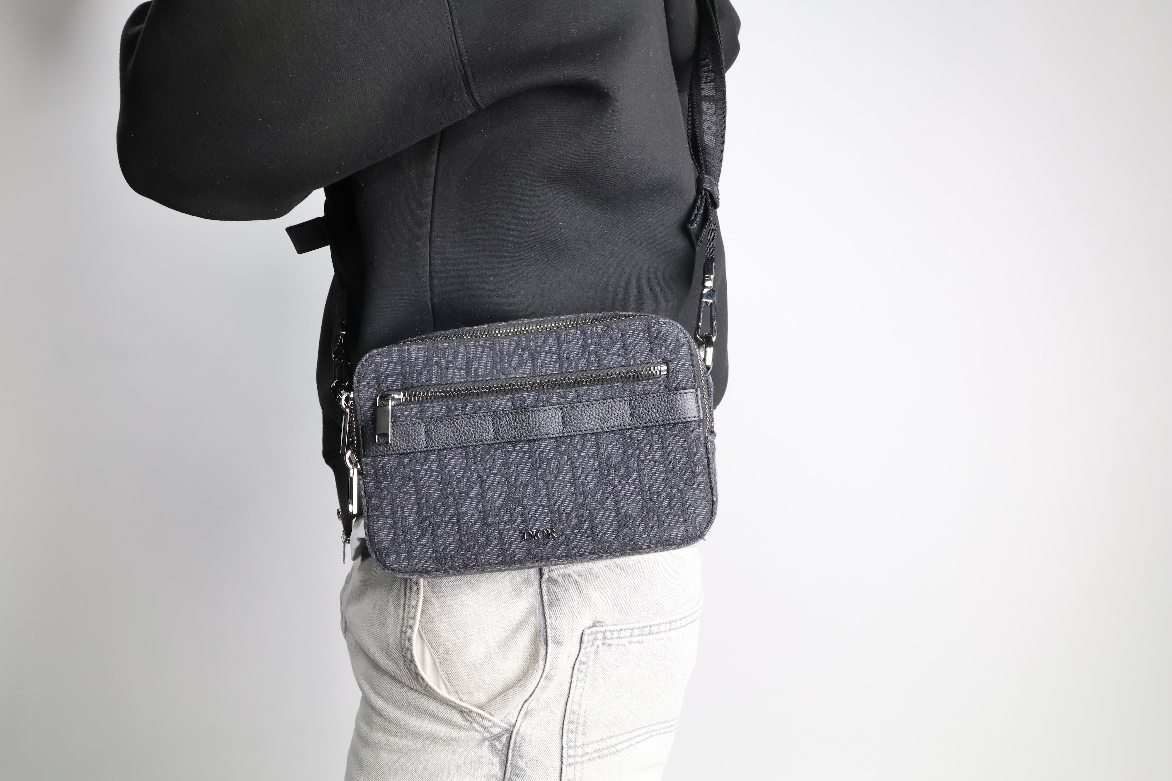 Eric Kahl – Dior Homme Safari Bag / Onesize