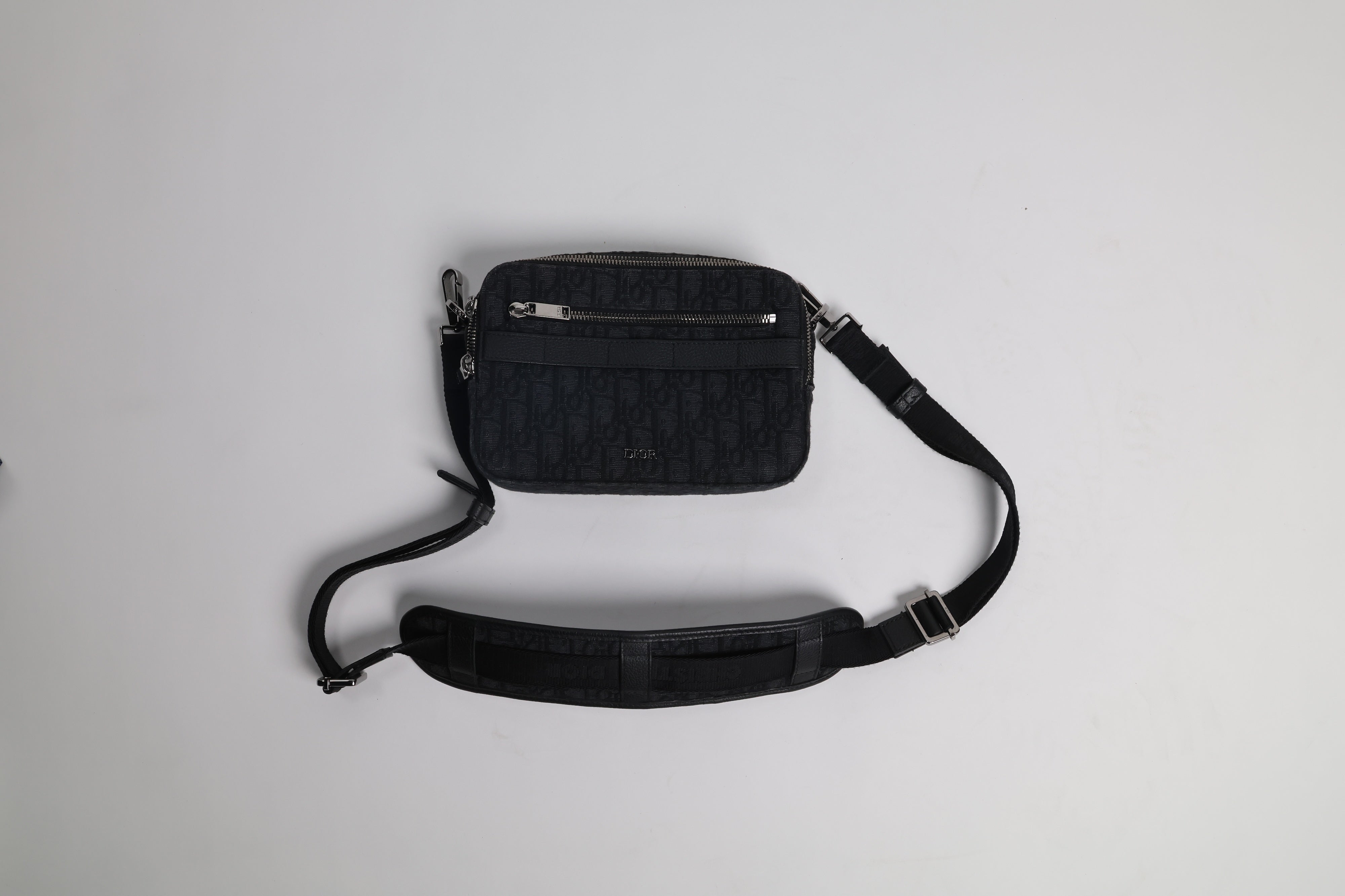 Eric Kahl – Dior Homme Safari Bag / Onesize
