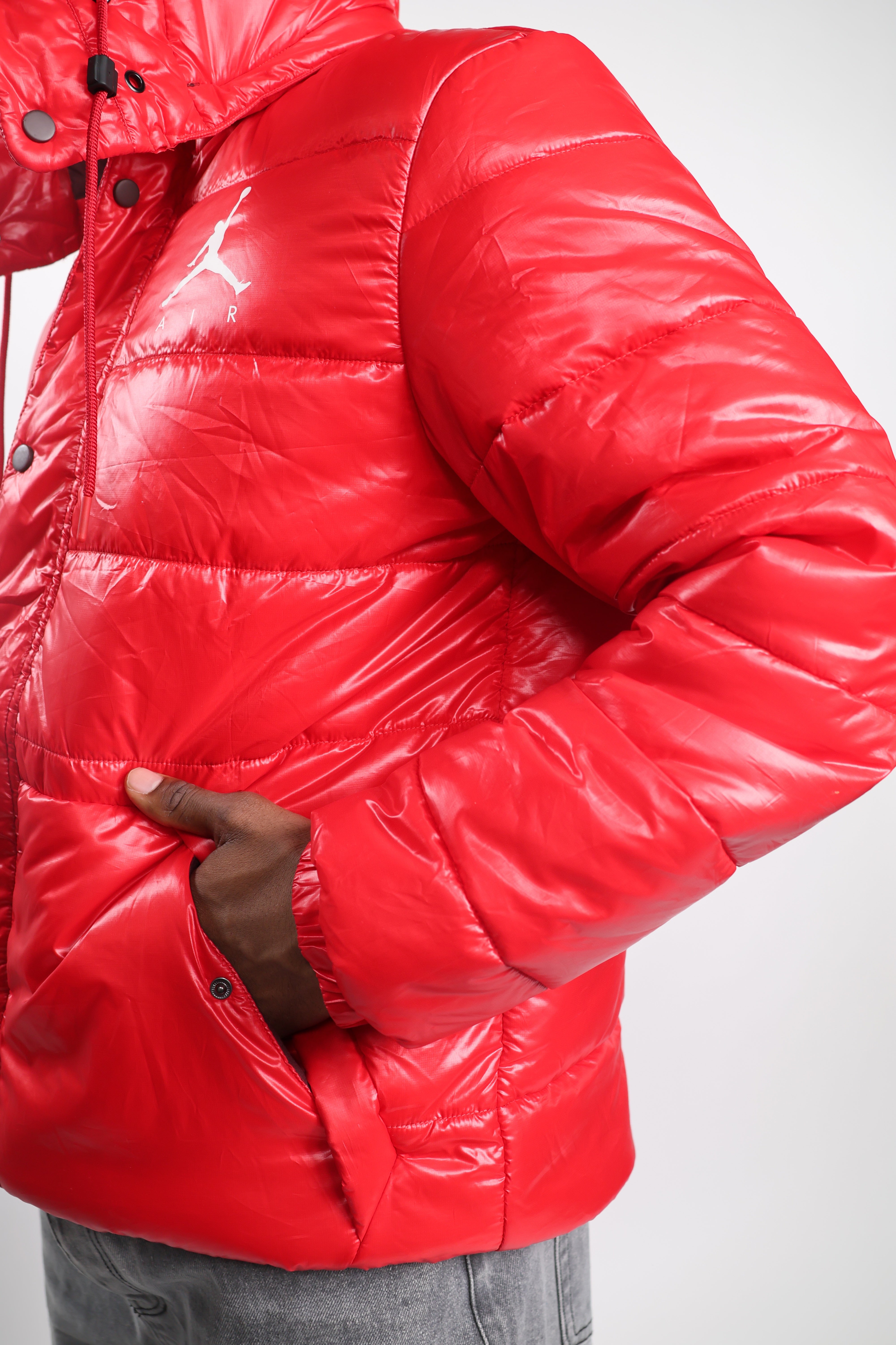 Emiliano Marcondes – Air Jordan Essentials Puffer Jacket / M