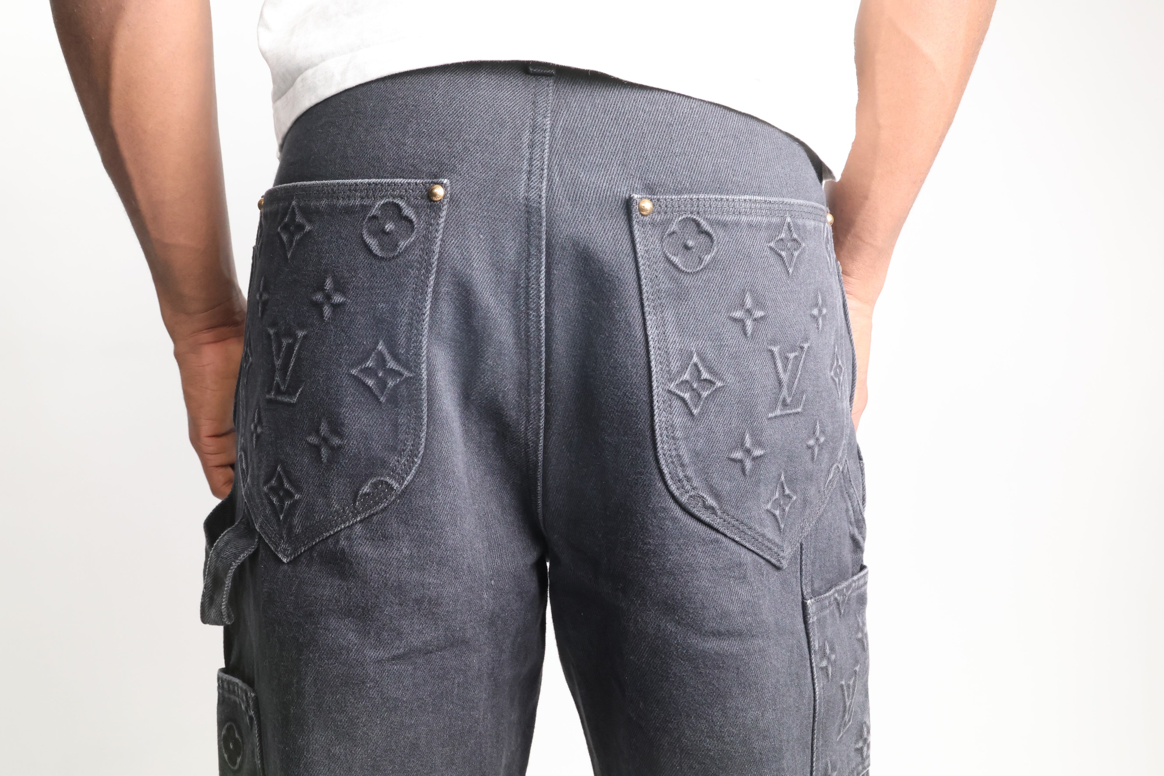 Wahid Faghir – Louis Vuitton Jeans / W32