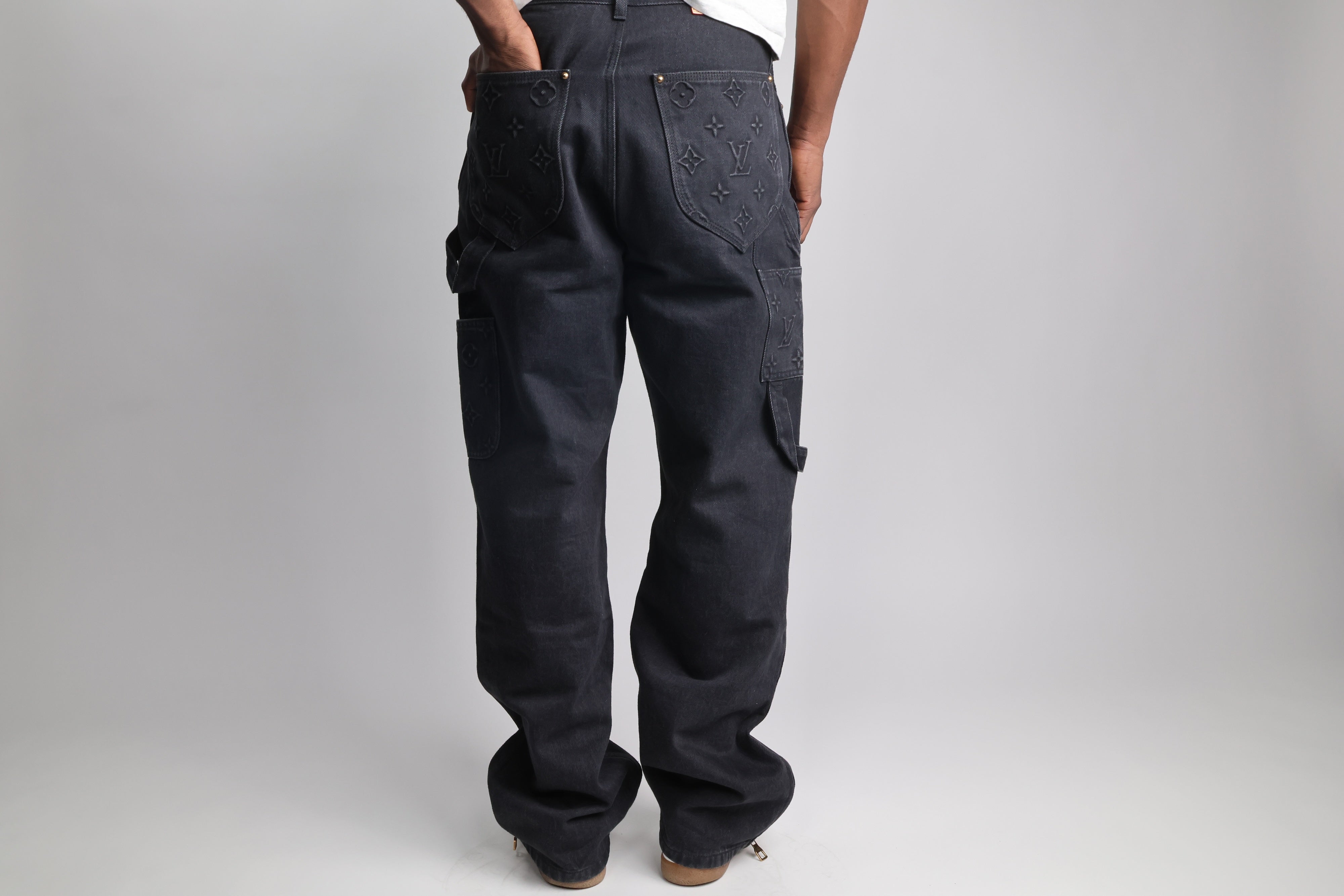 Wahid Faghir – Louis Vuitton Jeans / W32