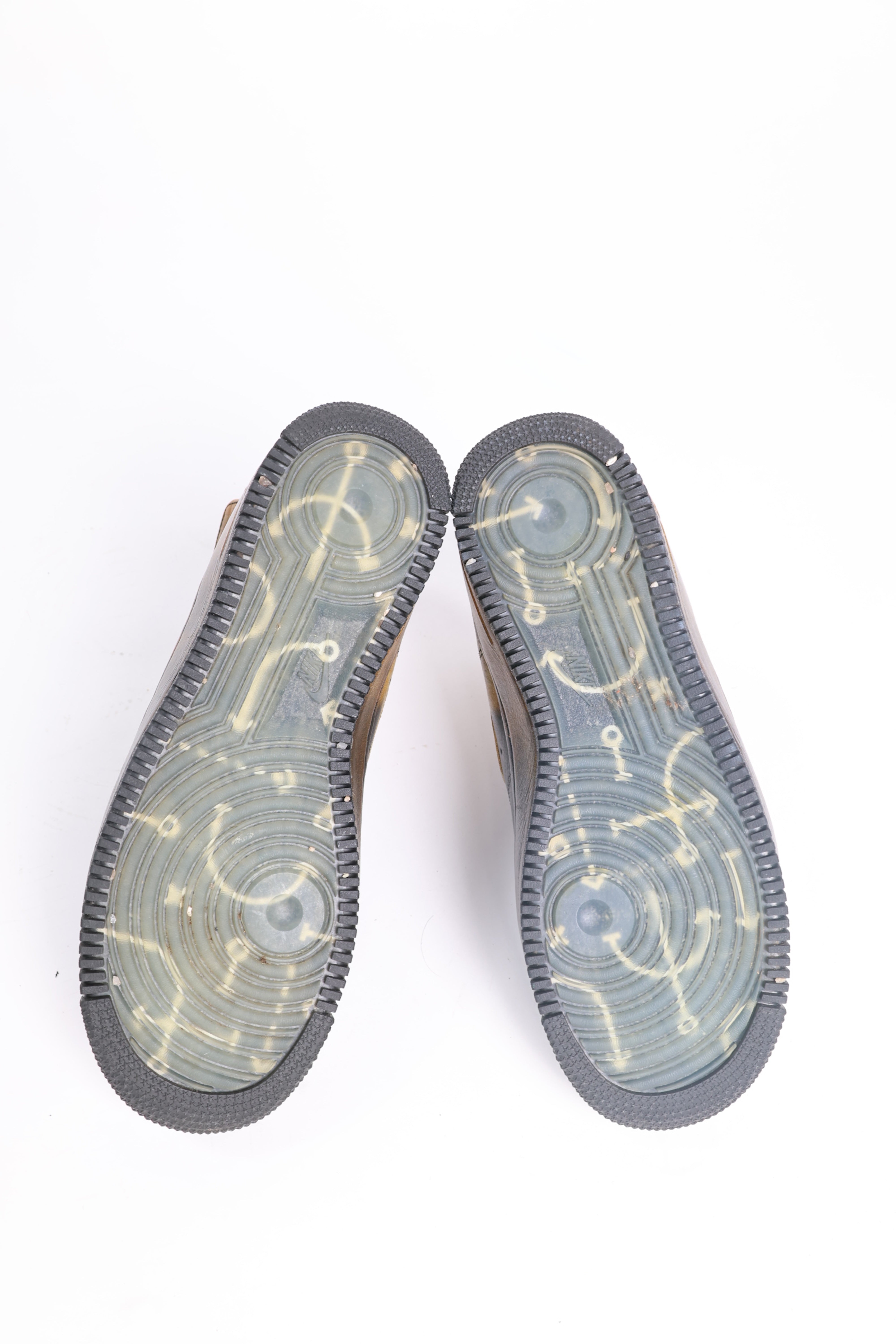 Emiliano Marcondes – Pigalle x Nike Air Force 1 High / 42.5