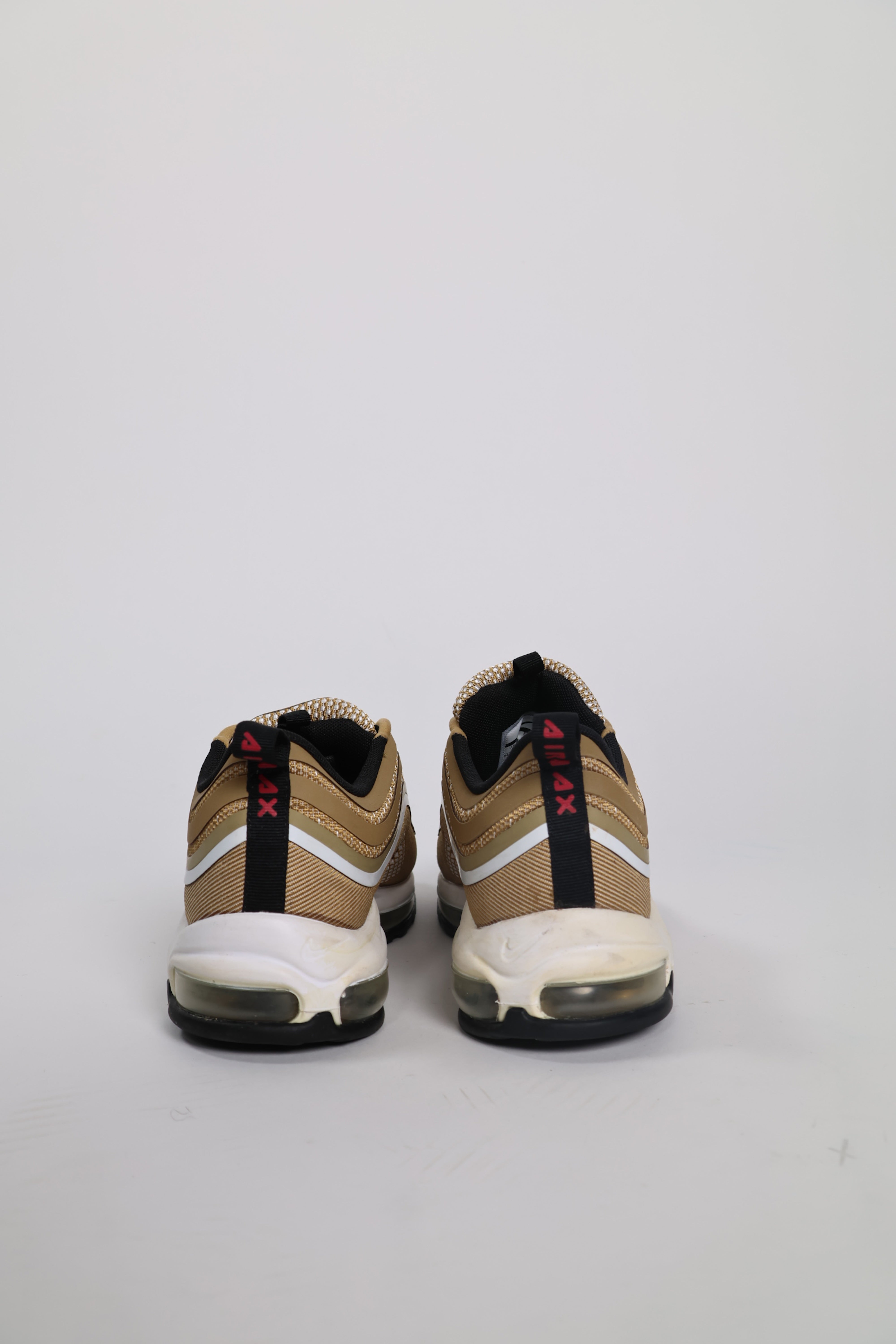 Emiliano Marcondes – Nike Air Max 97 Ultra Metallic Gold / 42.5