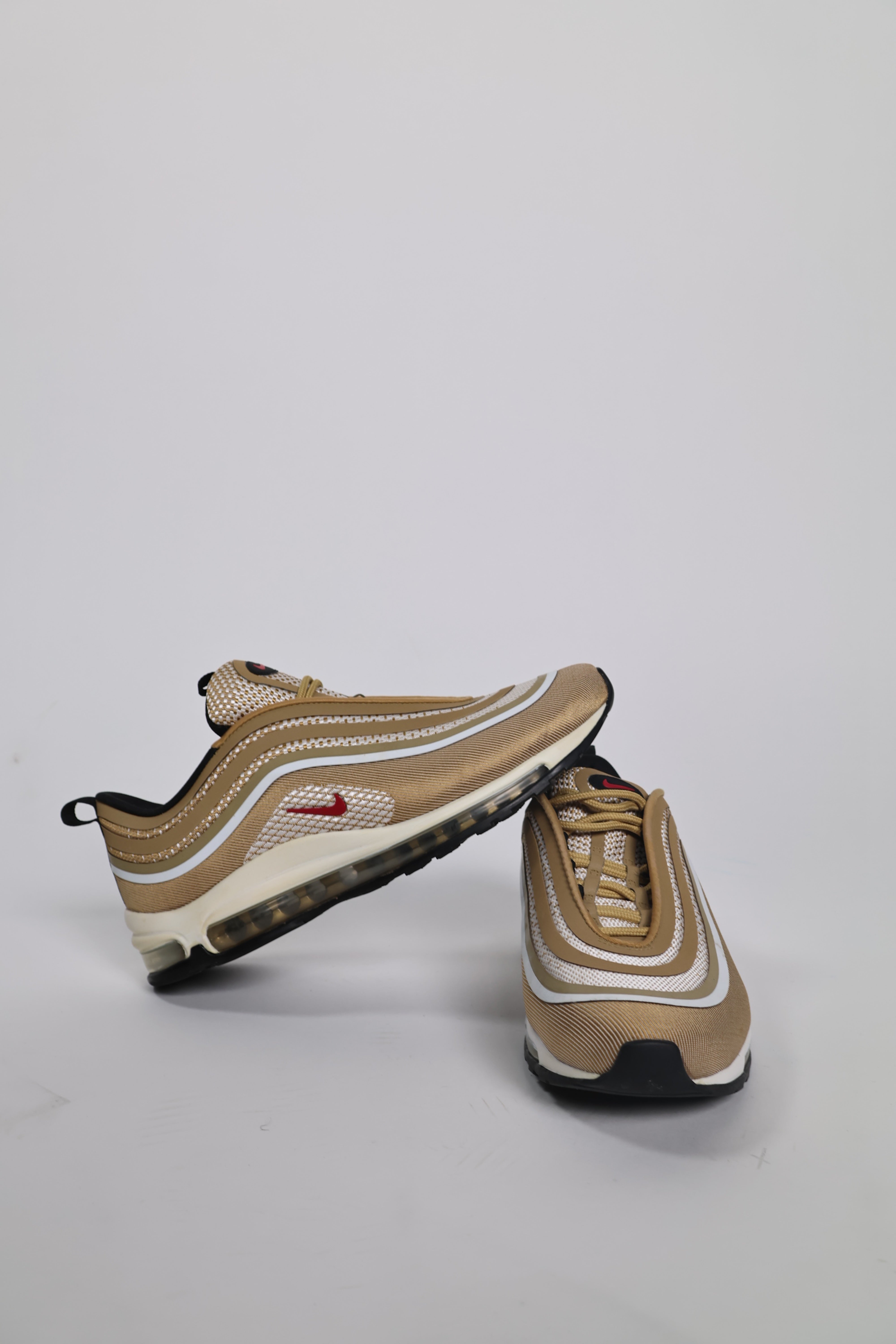 Emiliano Marcondes – Nike Air Max 97 Ultra Metallic Gold / 42.5