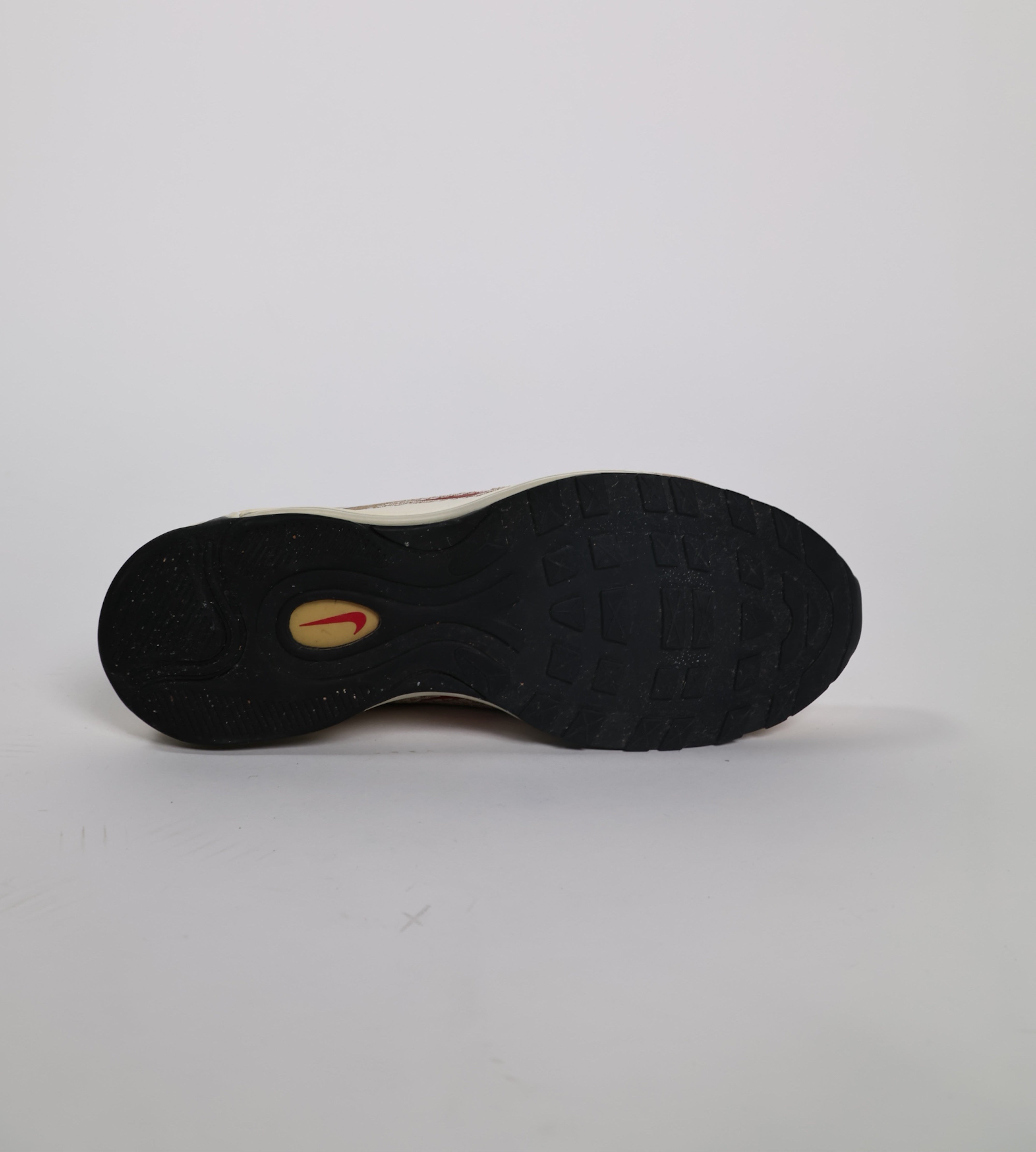 Emiliano Marcondes – Nike Air Max 97 Ultra Metallic Gold / 42.5