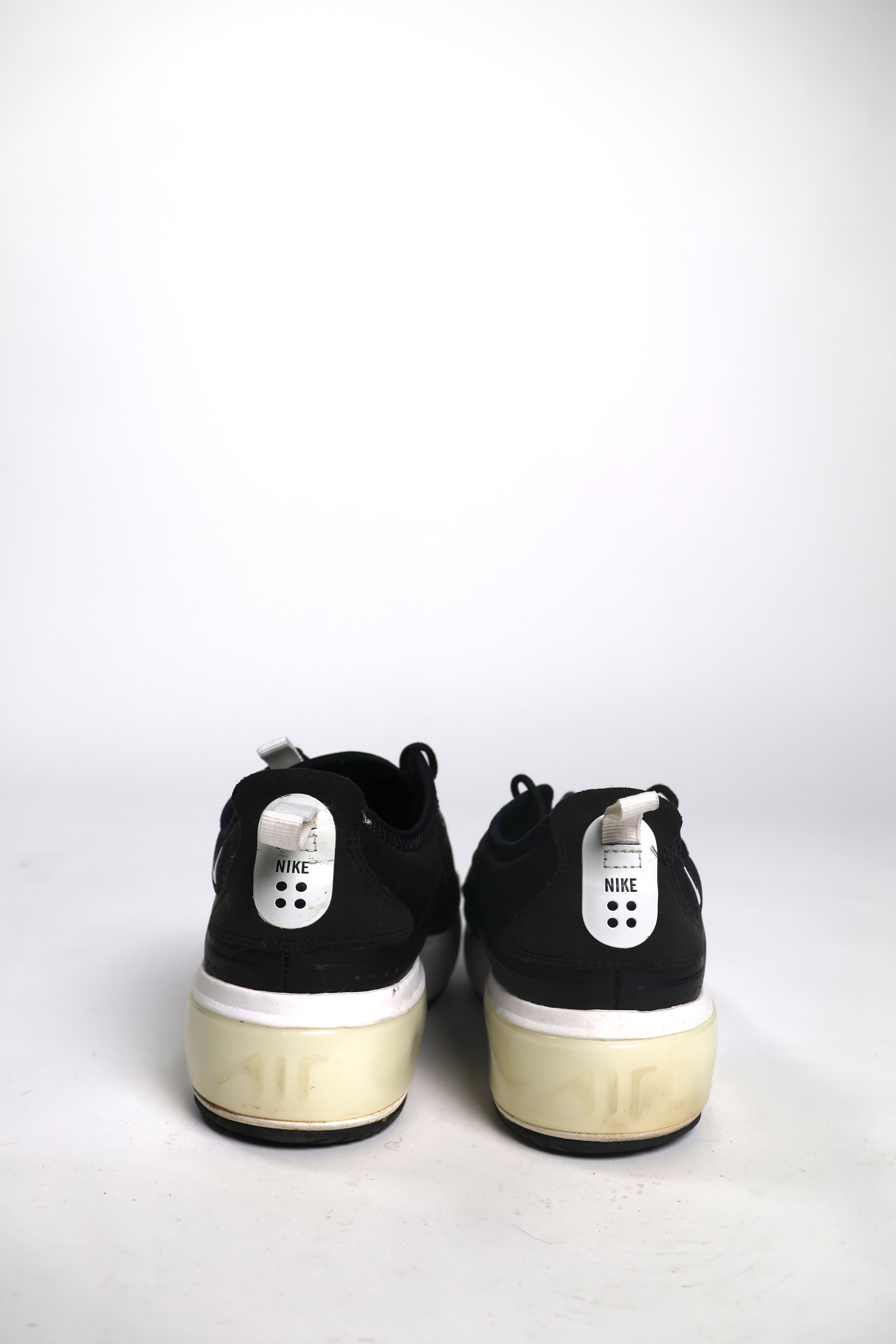 Emiliano Marcondes – Nike Air Max Dia / 42.5