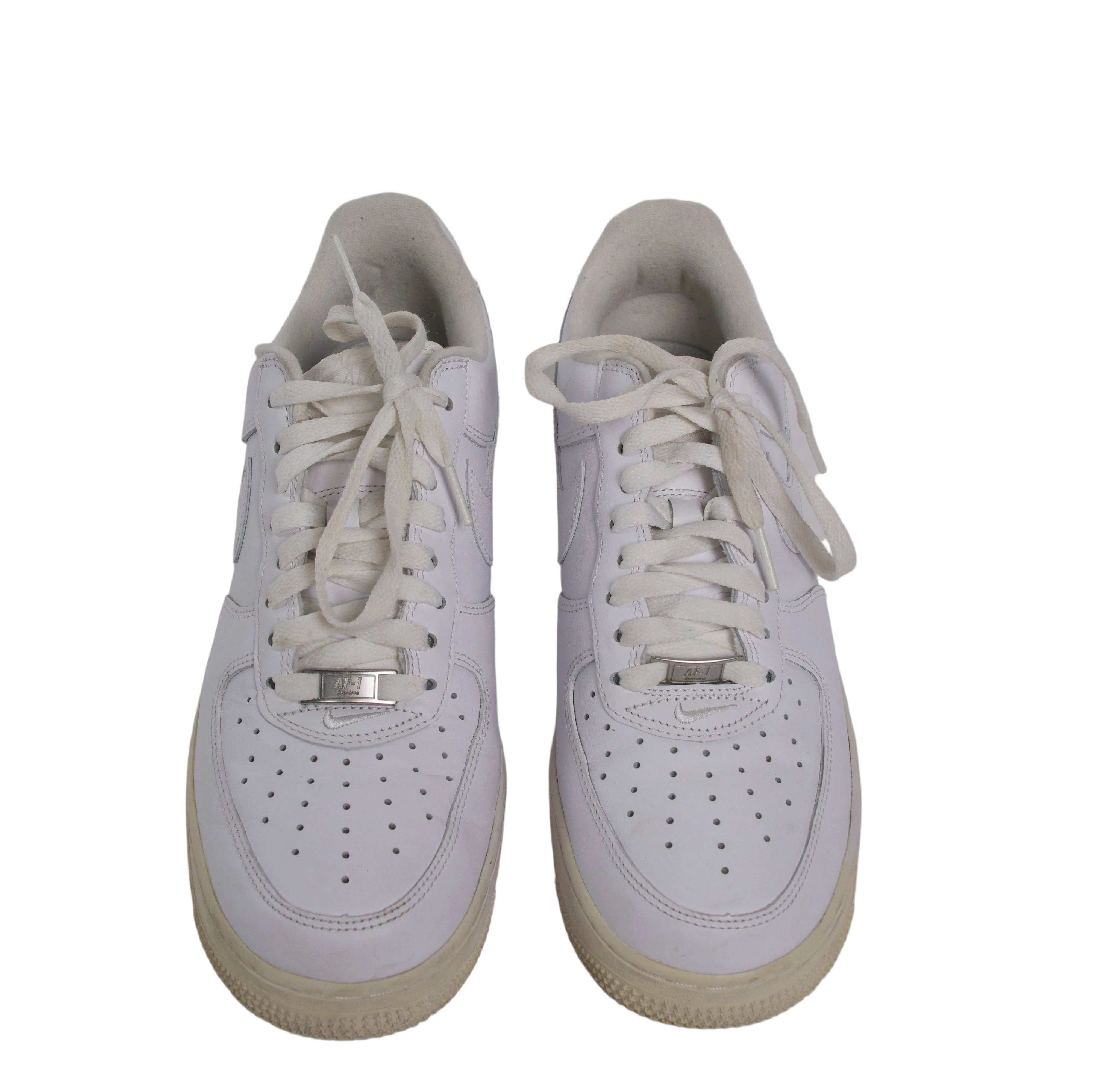 Emiliano Marcondes – Supreme x Nike Air Force 1 / 42.5